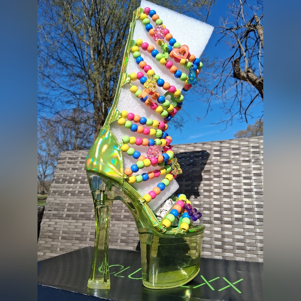 CLUB EXX® Beaded Holographic Clear Platform Rave Heels w/ Charms | Size 7 - Picture 6 of 10